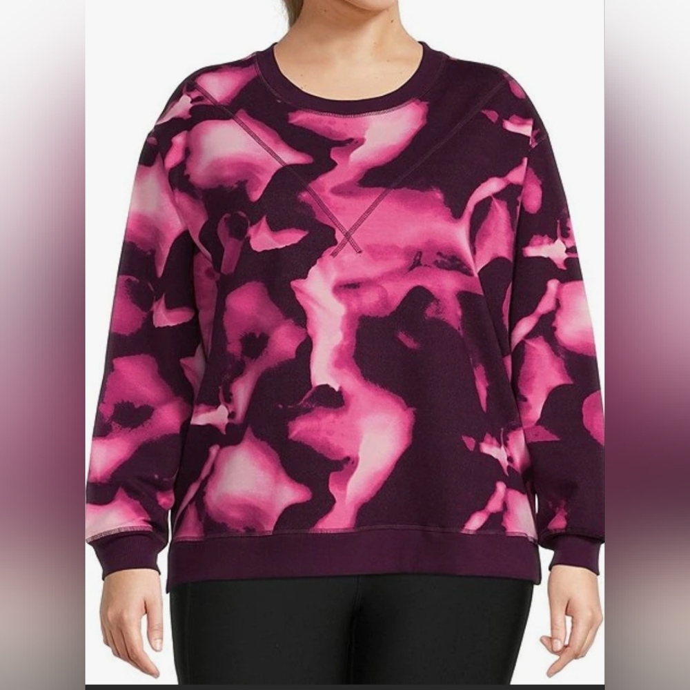 32 Kenesis Sweatshirt NWT